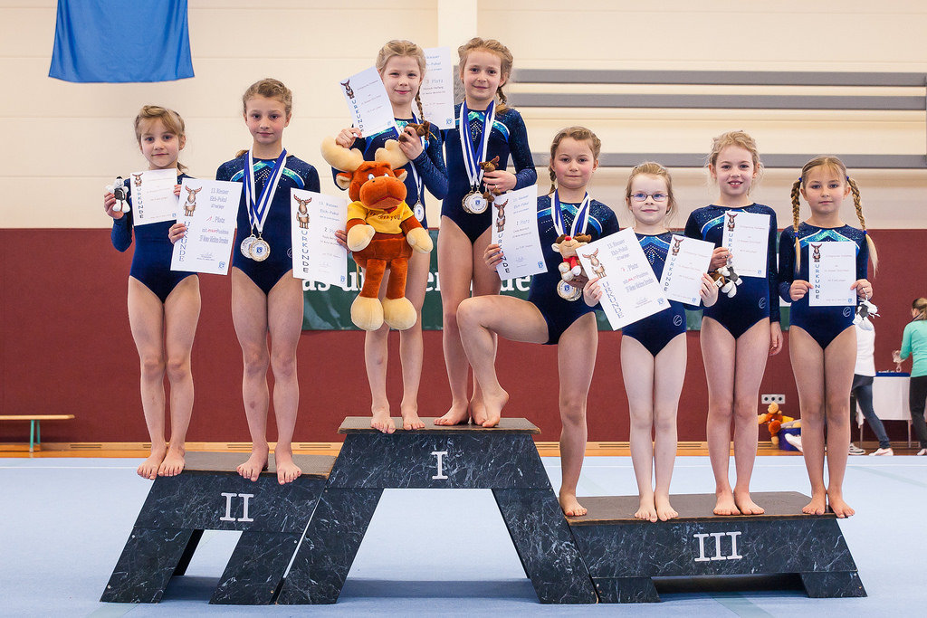 Unsere 6 bis 10-jährigen Turnerinnen nehmen erfolgreich bei Wettkämpfen auf Sachsenebene teil